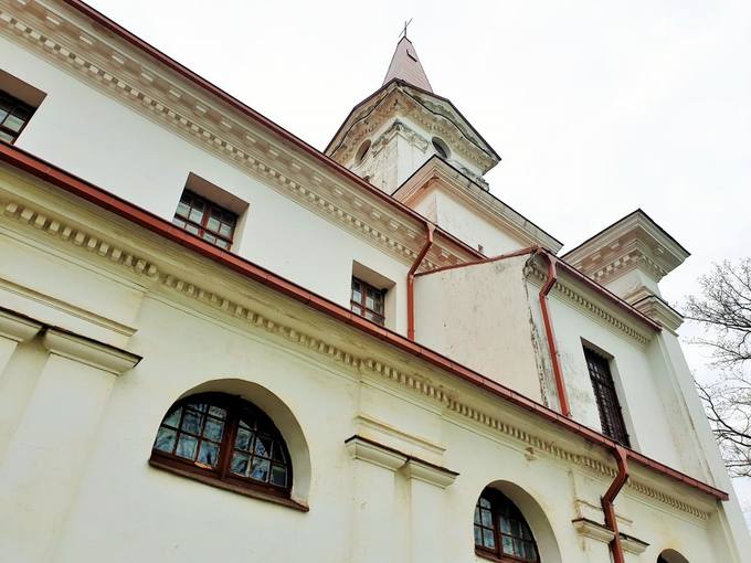 Joniškėlio Švč. Trejybės bažnyčios fragmentas. Tomos Mikalajūnaitės nuotrauka, 2020